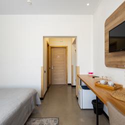 Номер комфорт улучшенный с 2 односпальными кроватями