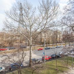 Фото Апартаменты Брусника на улице Шаболовка, 32