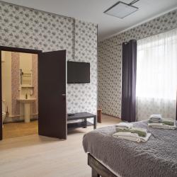 Номер стандарт с 1 двуспальной кроватью