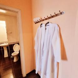 Номер стандарт с 1 двуспальной кроватью