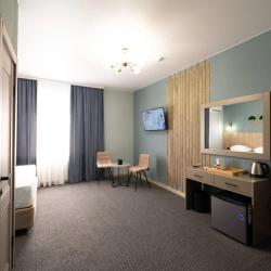 Номер стандарт с 1 двуспальной кроватью