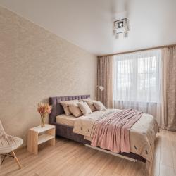 Фото Апартаменты Гранат на улице Краснолесья 96