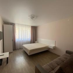 Фото Апартаменты на улице Романтиков 20