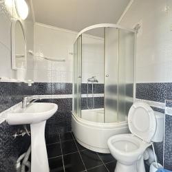 4-местный 1-комнатный номер комфорт улучшенный с 2 односпальными кроватями