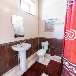 Комната комфорт с 1 односпальной и 1 двуспальной кроватью