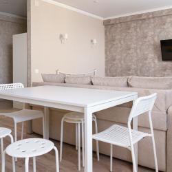 Апартаменты студия Right Room на Пухова д.56 вид на город