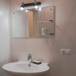 Фото Отель ABC Apartmens (ЭйБиСи Апартментс) на улице Авиаторов 41