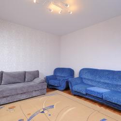 Фото Апартаменты на улице Волховстроя 94