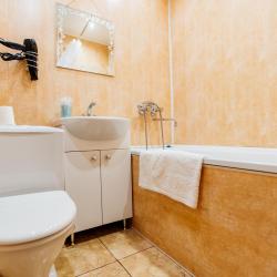 Фото Апартаменты на улице Октябрьская 20