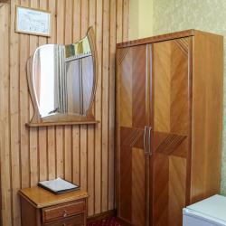 Номер стандарт с 1 двуспальной кроватью