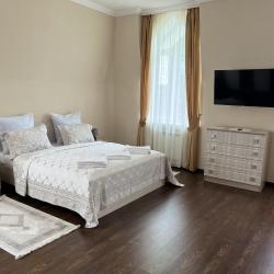 Фото Отель Mountains (Маунтинс)