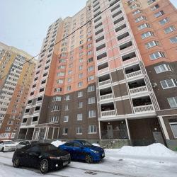 1-комнатные апартаменты студия Хрустальная 44к3-227