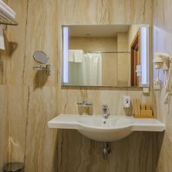 Central City Hotel Makhachkala (Централ Сити Отель Махачкала) — cc35eb63a97e21694909f29fd09f9a16