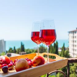 Фото Отель LaMare (ЛаМаре) на улице Санаторная 48