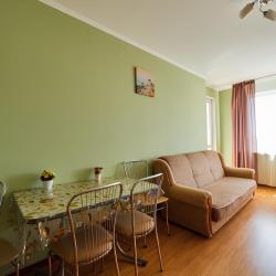 Фото Апартаменты на улице Ерошевского 18