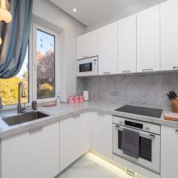 2-комнатные апартаменты улучшенные Южных культур 5 кв.31