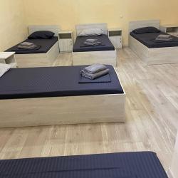 Кровать в 5-местном общем номере