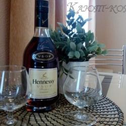 Номер улучшенный с 1 двуспальной кроватью (с завтраком)