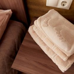 Номер стандарт с 2 односпальными кроватями с балконом