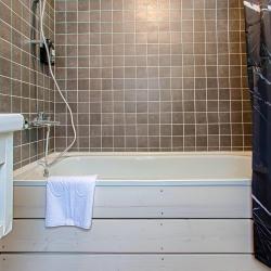 Фото Отель WoodWoodWood (ВудВудВуд)