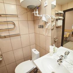 Номер стандарт бизнес с 2 односпальными кроватями #5 (с завтраком)