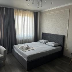 Фото Апартаменты на улице Братьев Темировых 69/4