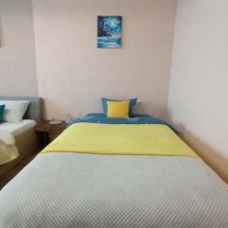 Фото Отель Live in comfort на улице Творчества 3
