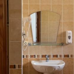 Номер люкс с 1 двуспальной кроватью 