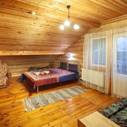 Комната комфорт с 1 односпальной и 1 двуспальной кроватью