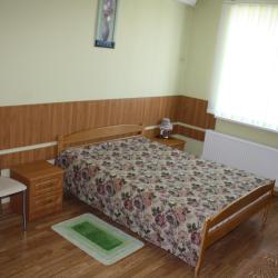 Номер стандарт с 1 двуспальной кроватью