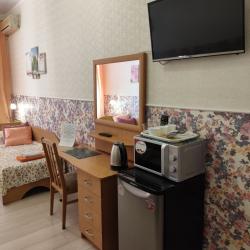 3-местный номер стандарт улучшенный с 2 односпальными кроватями