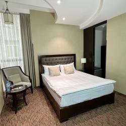 Фото Отель Yerevan Resident Hotel ( Резидент)