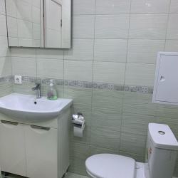 Фото Апартаменты на улице Инициативная 7В