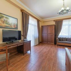 Фото Отель Chalet Provence (Шале Прованс)