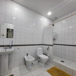 Номер стандарт с 1 двуспальной кроватью