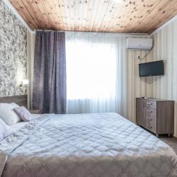 Номер стандарт с 1 двуспальной кроватью