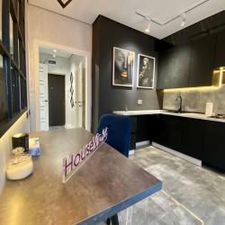 Фото Апартаменты Housevip на улице Матрены Наздрачевой 3/1