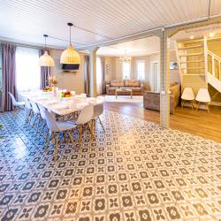 Коттедж Илья Муромец с 5 спальнями и сауной