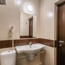 Номер стандарт с 2 односпальными кроватями (с завтраком)