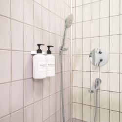 2-комнатные апартаменты люкс Парижской Коммуны улица, 4