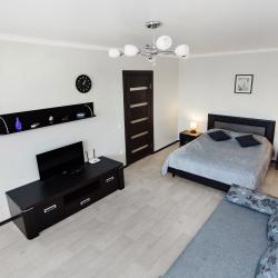 Фото Отель Sutki Life (Сутки Лайф) на Тополиной 6