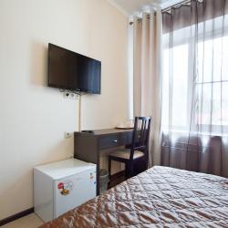 Номер стандарт с 1 двуспальной кроватью (с завтраком)