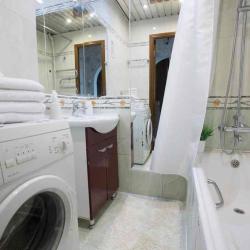 Фото Апартаменты на улице Толстого 3