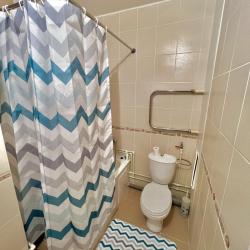 Фото Апартаменты в ЖК Академ Риверсайд на улице Братьев Кашириных 115