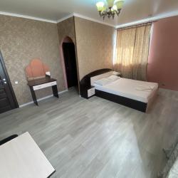 Номер стандарт с 1 двуспальной кроватью с балконом