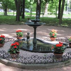 фото 5 У фонтана