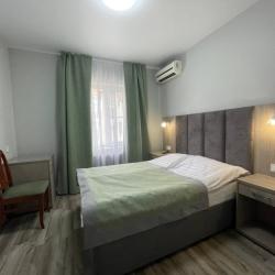 Номер стандарт с 1 двуспальной кроватью