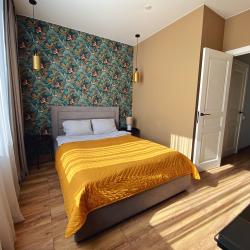 Фото Отель CrystalRentals (КристалРенталс) на улице Профсоюзная