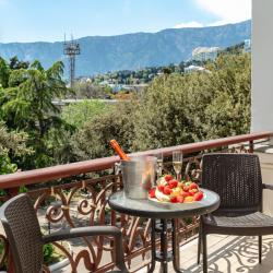 Номер делюкс с балконом