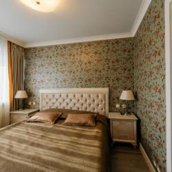 Джуниор Сюит